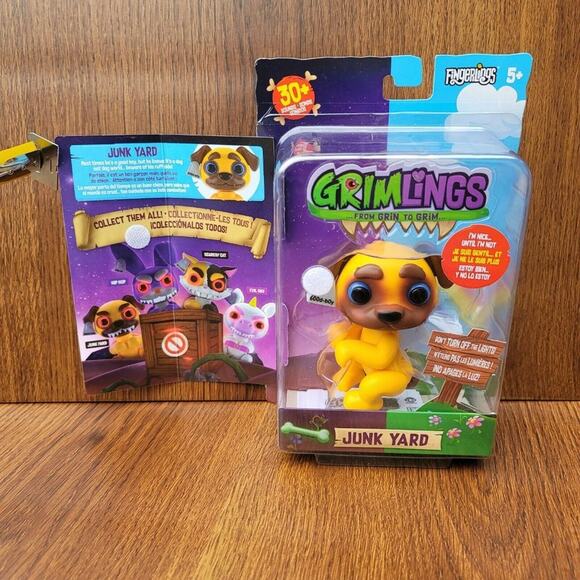 Grimlings Fingerlings Junk Yard Dog Glow Eyes Sounds Interactive Electronic Toy - Picture 2 of 3